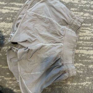 hotty hot low rise short white